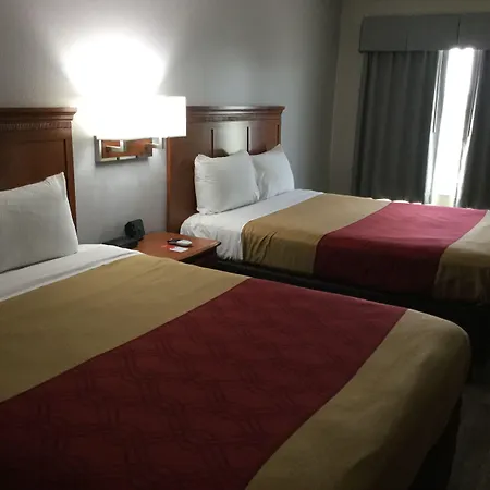 Econo Lodge Lincoln-2