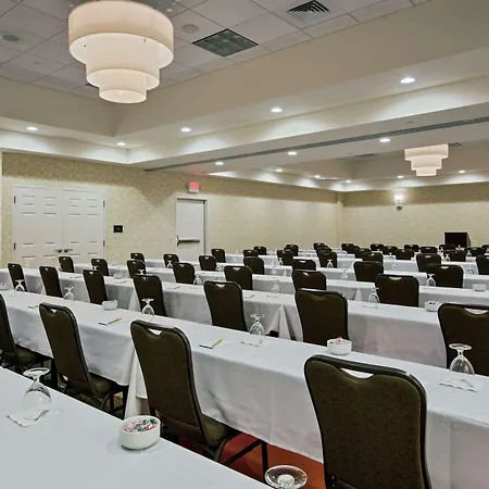 Hilton Garden Inn Lincoln Downtown/Haymarket-2